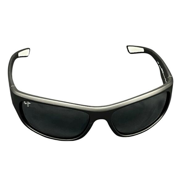 Maui Jim Ma‘ukele Polarized Wrap Sunglasses Matte Black $289 Retail - Picture 1 of 11